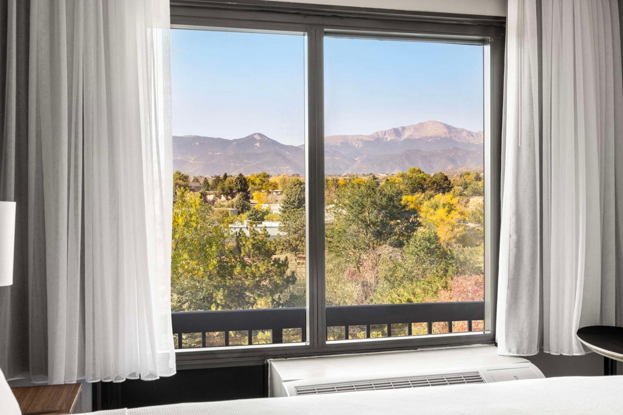 Hyatt Place Colorado Springs Garden Of The Gods Экстерьер фото